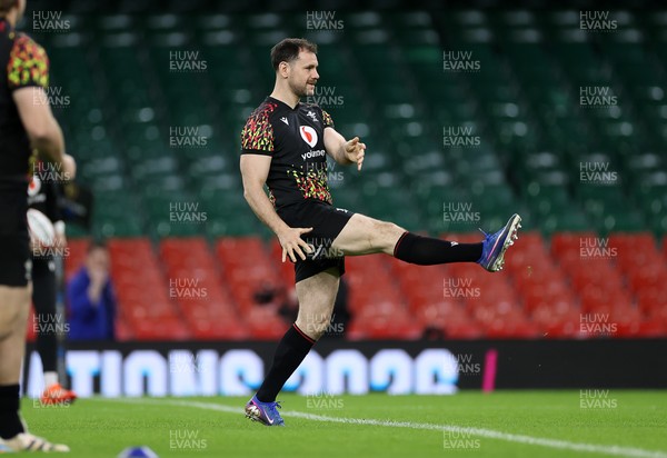 130326 - Wales Rugby Captains Run ahead of their last Six Nations game against Italy - Tomos Williams during training