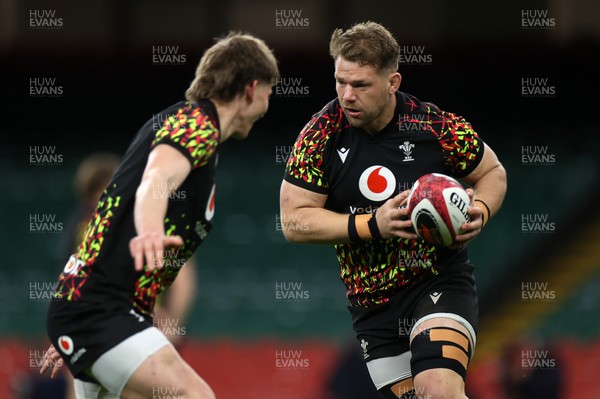 130326 - Wales Rugby Captains Run ahead of their last Six Nations game against Italy - Olly Cracknell during training