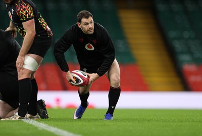 140226 - Wales Rugby Captains Run ahead of their Six Nations game against France tomorrow - Tomos Williams during training