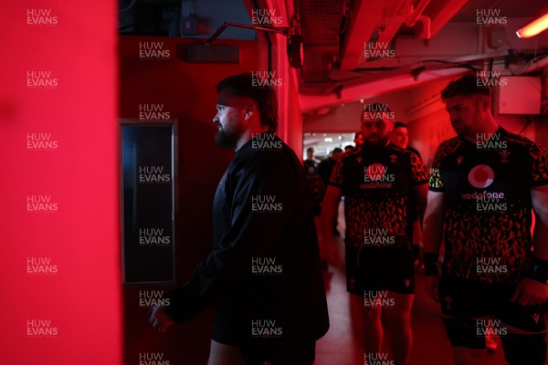 140226 - Wales Rugby Captains Run ahead of their Six Nations game against France tomorrow - Tomas Francis during training