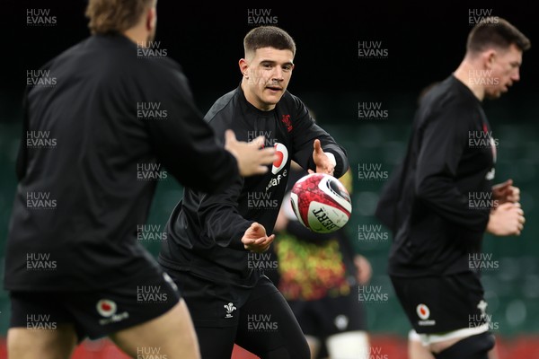 140226 - Wales Rugby Captains Run ahead of their Six Nations game against France tomorrow - Joe Hawkins during training
