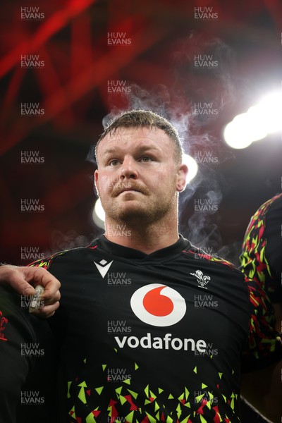 140226 - Wales Rugby Captains Run ahead of their Six Nations game against France tomorrow - Dewi Lake during training