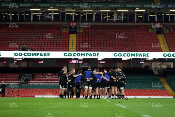 140325 - Wales Rugby Captains Run the day before their final Six Nations game against England - Wales team huddle