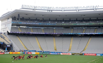 14.10.11 - Wales Rugby Captains Run - Wales players during training at Eden Park, Auckland. 