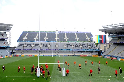 14.10.11 - Wales Rugby Captains Run - Wales players during training at Eden Park, Auckland. 