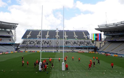 14.10.11 - Wales Rugby Captains Run - Wales players during training at Eden Park, Auckland. 