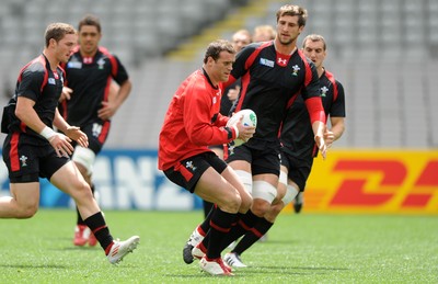 14.10.11 - Wales Rugby Captains Run - Jamie Roberts during training. 