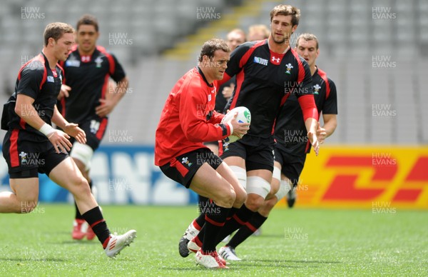 14.10.11 - Wales Rugby Captains Run - Jamie Roberts during training. 