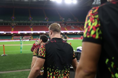 141125 - Wales Rugby Captains Run ahead of their game against Japan - Dewi Lake during training