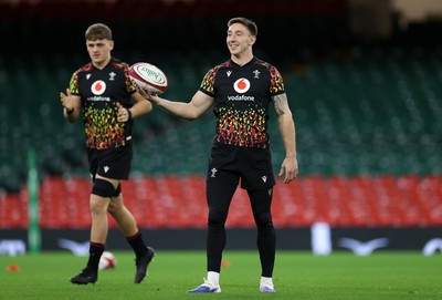 141125 - Wales Rugby Captains Run ahead of their game against Japan - Josh Adams during training