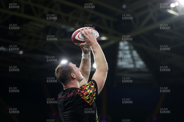 141125 - Wales Rugby Captains Run ahead of their game against Japan - Dewi Lake during training