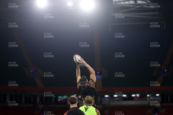 141125 - Wales Rugby Captains Run ahead of their game against Japan - Dafydd Jenkins during training
