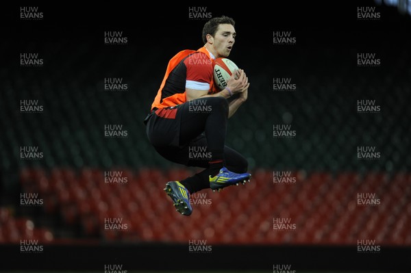 150313 - Wales Rugby Captains Run -George North during training