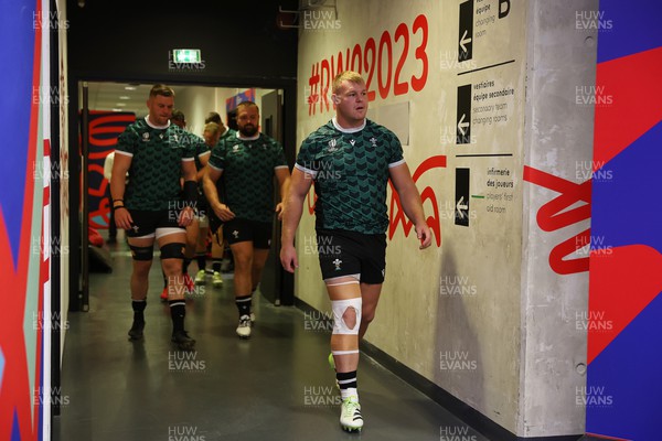 150923 - Wales Rugby Captains Run ahead of their Rugby World Cup game against Portugal - Dewi Lake leads the team out of the changing room