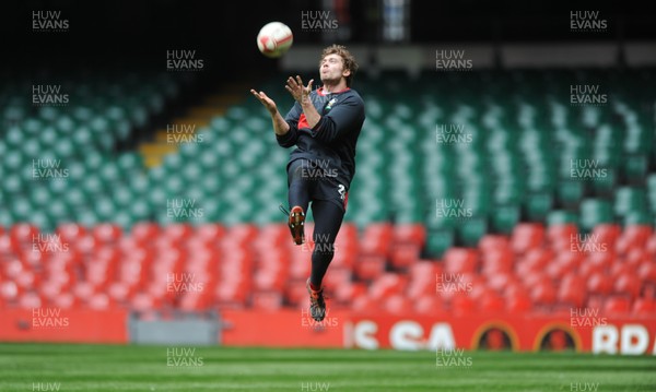 160312 - Wales Rugby Captains Run -Leigh Halfpenny during training