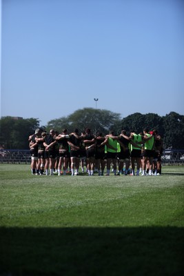 170726 - Wales Rugby Captains Run in Durban ahead of their Nations Championship game against South Africa tomorrow - Wales team huddle
