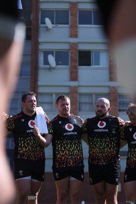 170726 - Wales Rugby Captains Run in Durban ahead of their Nations Championship game against South Africa tomorrow - Dewi Lake speaks in the team huddle