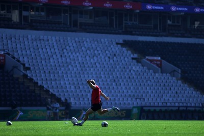 170726 - Wales Rugby Captains Run in Durban ahead of their Nations Championship game against South Africa tomorrow - Sam Costelow during training