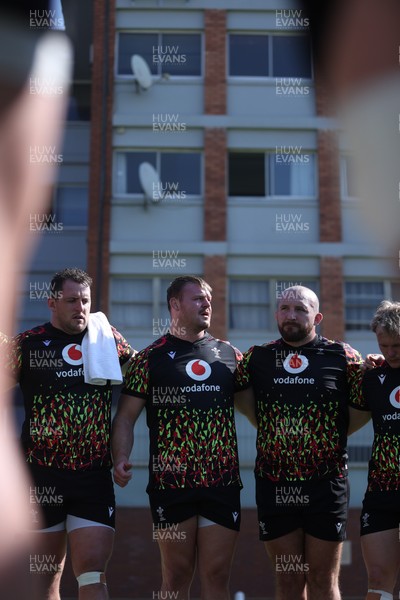 170726 - Wales Rugby Captains Run in Durban ahead of their Nations Championship game against South Africa tomorrow - Dewi Lake speaks in the team huddle