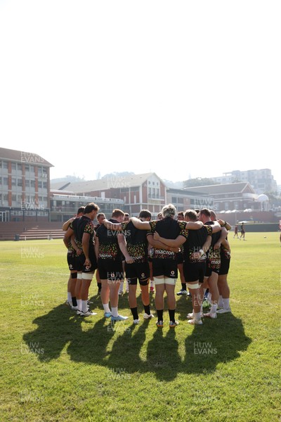 170726 - Wales Rugby Captains Run in Durban ahead of their Nations Championship game against South Africa tomorrow - Wales team huddle