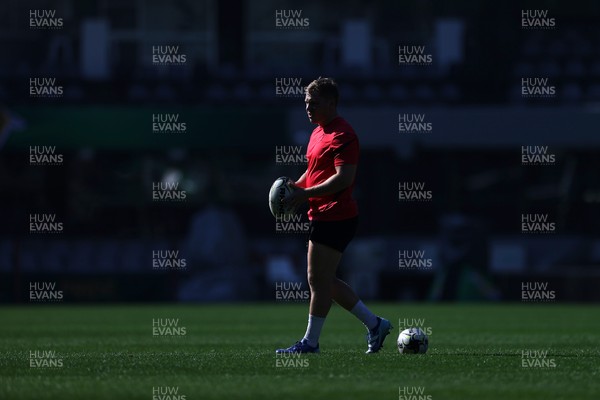 170726 - Wales Rugby Captains Run in Durban ahead of their Nations Championship game against South Africa tomorrow - Sam Costelow during training
