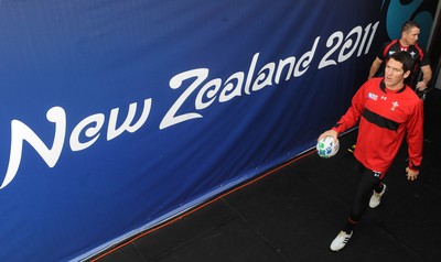 17.09.11 - Wales Rugby Captains Run - James Hook and Shane Williams arrive for training at Waikato Stadium. 
