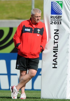17.09.11 - Wales Rugby Captains Run - Head coach Warren Gatland during training. 