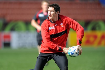 17.09.11 - Wales Rugby Captains Run - James Hook during training. 