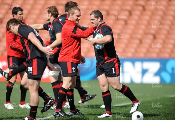 17.09.11 - Wales Rugby Captains Run - Gethin Jenkins and Paul James during training. 