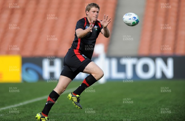 17.09.11 - Wales Rugby Captains Run - Rhys Priestland during training. 