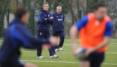 18.03.11 - Wales Rugby Captains Run - Head coach Warren Gatland during training. 