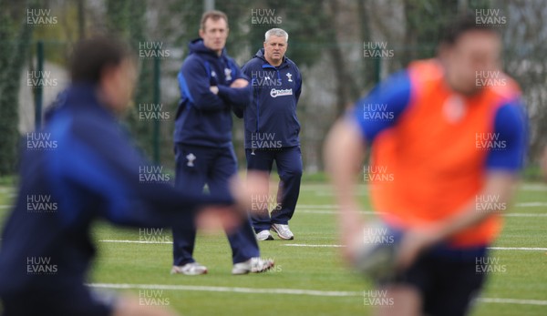 18.03.11 - Wales Rugby Captains Run - Head coach Warren Gatland during training. 