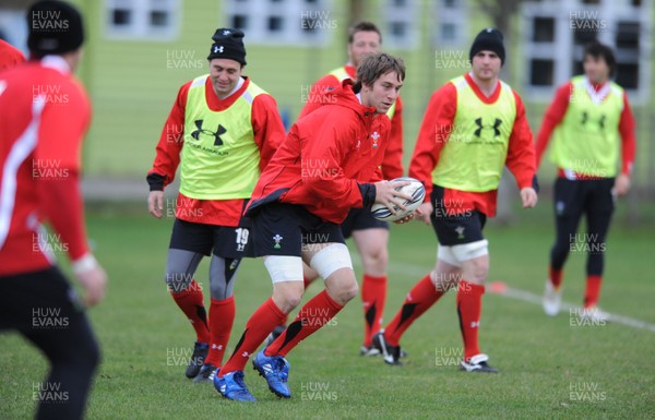 18.06.10 - Wales Rugby Captains Run - Ryan Jones during training. 