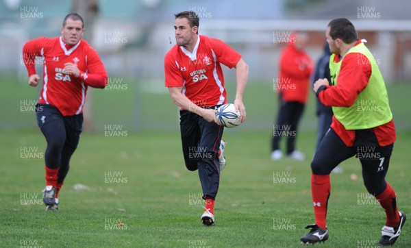 18.06.10 - Wales Rugby Captains Run - Lee Byrne during training. 