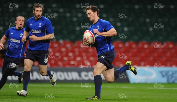 18.11.10 - Wales Rugby Training - George North during training. 