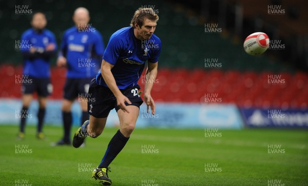 18.11.10 - Wales Rugby Training - Dan Biggar during training. 