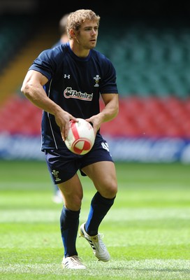 19.08.11 - Wales Rugby Captains Run - Leigh Halfpenny during training. 
