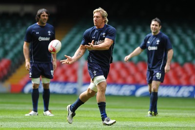 19.08.11 - Wales Rugby Captains Run - Andy Powell during training. 