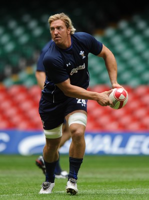 19.08.11 - Wales Rugby Captains Run - Andy Powell during training. 