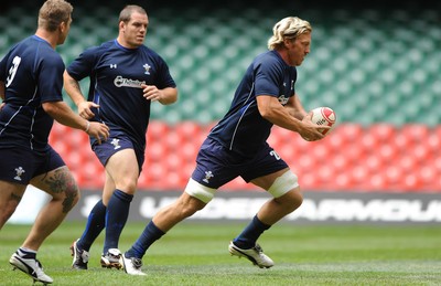 19.08.11 - Wales Rugby Captains Run - Andy Powell during training. 