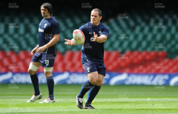 19.08.11 - Wales Rugby Captains Run - Paul James during training. 