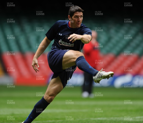 19.08.11 - Wales Rugby Captains Run - James Hook during training. 