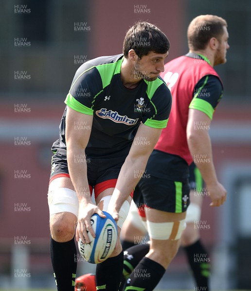 200315 - Wales Rugby Training -Luke Charteris during training