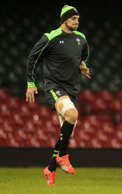 211114 - Wales Rugby Captains Run - Sam Warburton during training