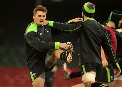 211114 - Wales Rugby Captains Run - Jonathan Davies during training