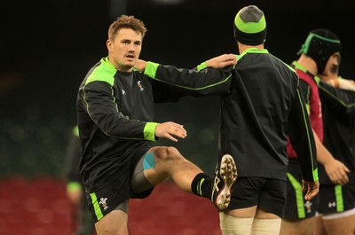 211114 - Wales Rugby Captains Run - Jonathan Davies during training