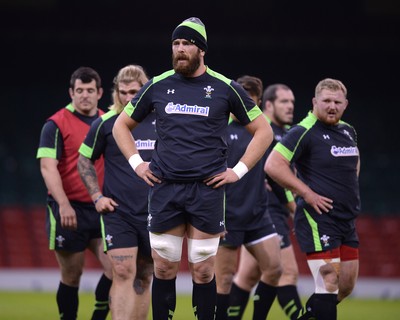 211114 - Wales Rugby Training -Alun Wyn Jones during training