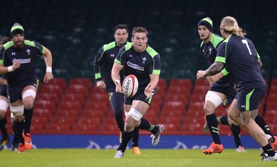 211114 - Wales Rugby Training -Dan Lydiate during training