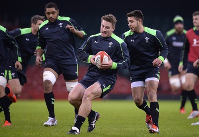 211114 - Wales Rugby Training -Jonathan Davies during training