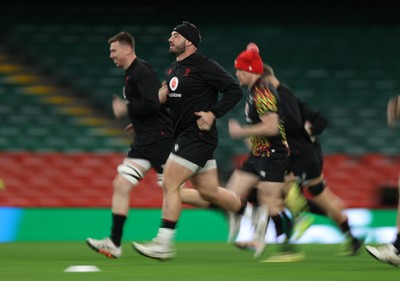 211125 - Wales Rugby Captains Run ahead of the New Zealand game tomorrow - Gareth Thomas during training